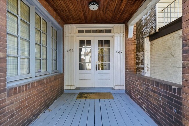 Building Photo - 407 Biddle Ave