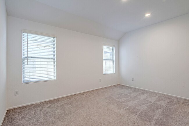 Building Photo - 6318 Astoria Pk Ln