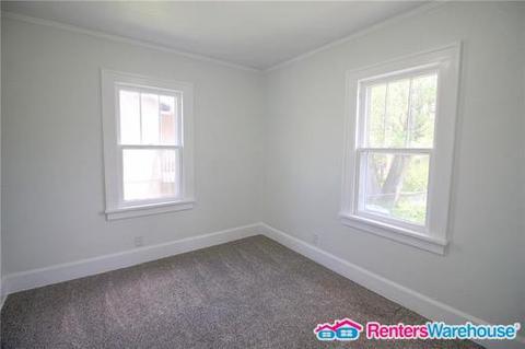 Building Photo - 1231 56th St