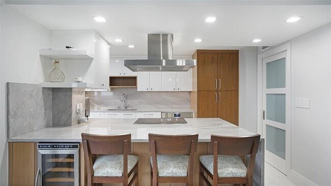 Building Photo - 4280 Galt Ocean Dr