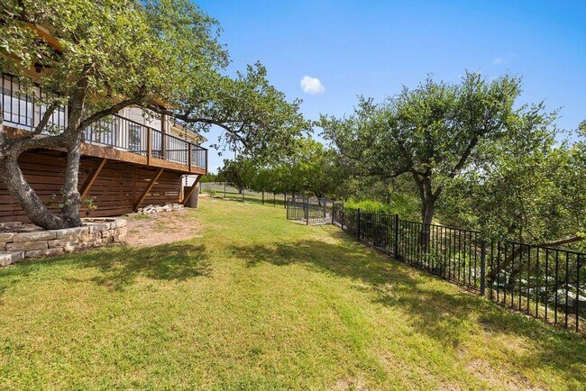 Building Photo - 17133 Majestic Ridge Rd