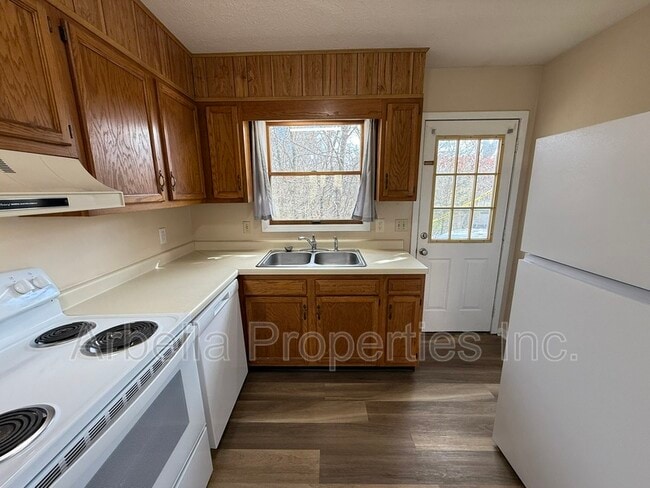 Building Photo - 941 Kendrick Creek Rd