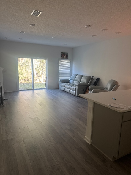 Building Photo - 1607 Cluny Rd