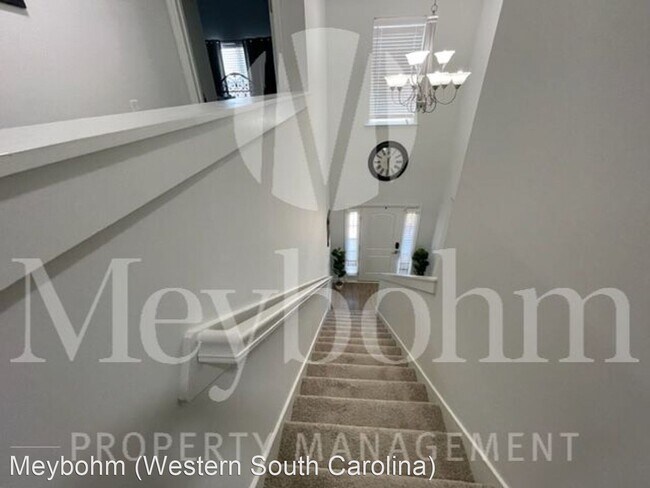 Building Photo - 4 br, 3 bath House - 507 Schaver Loop