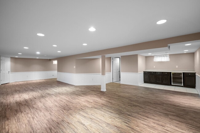 Building Photo - 4164 Kettler Rd