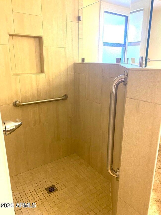 Building Photo - 12421 S Oneida Ct