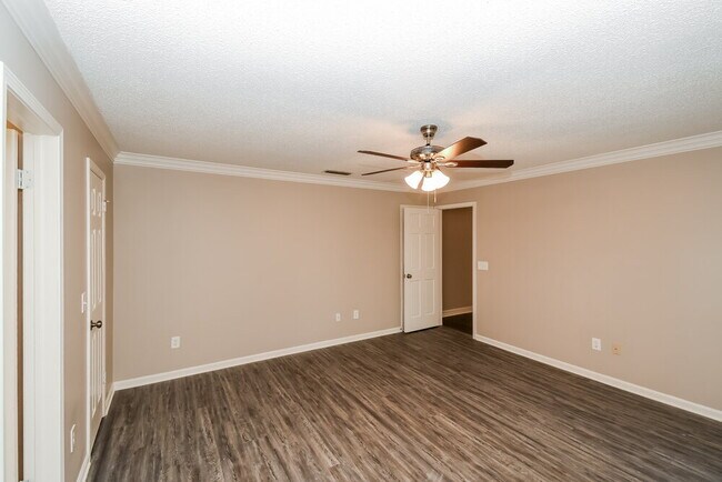 Building Photo - 3146 Chapelwood Ln