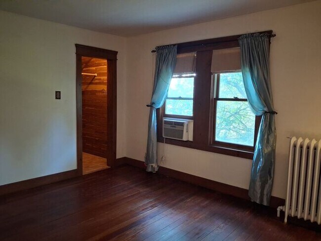 Building Photo - 4 bedroom home in Galien, MI