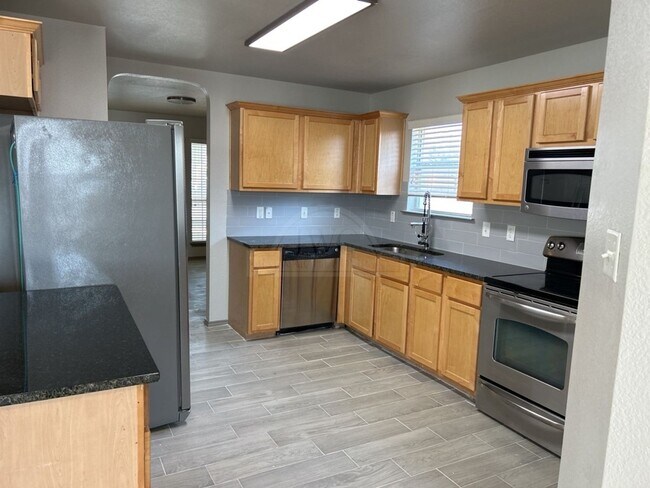 Building Photo - 5308 Birmingham Cir