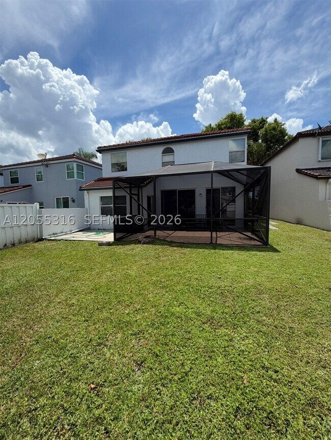 Building Photo - 110 NW 117th Ave