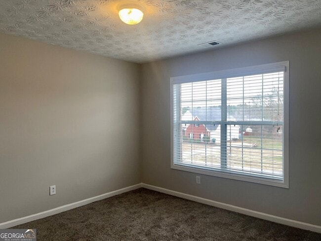 Building Photo - 299 Sheffield Chase