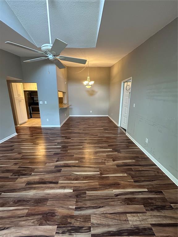 Building Photo - 8217 Sun Spring Cir