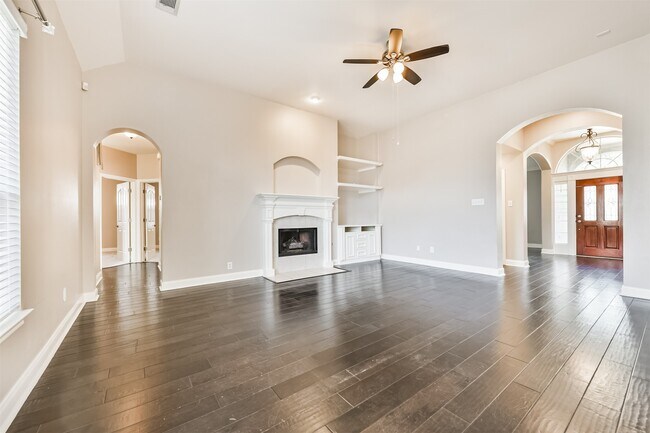 Building Photo - 1712 Hidden Brook Ln