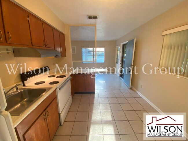 Building Photo - 1311 Oregon St