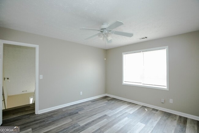 Building Photo - 4130 Wildridge Dr