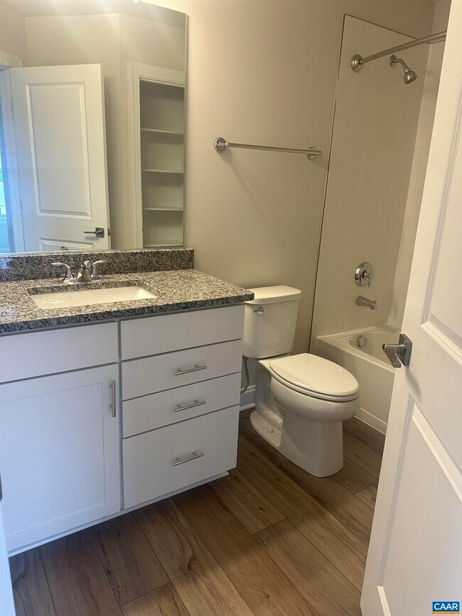 Building Photo - 2024 Calico Ct