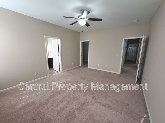 Building Photo - 1 Redwolf Ln