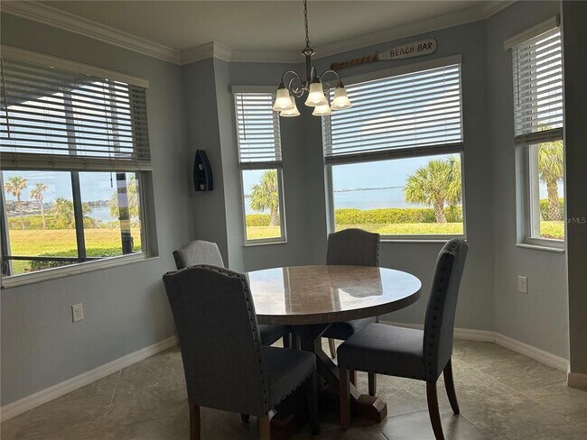 Building Photo - 910 Tidewater Shores Loop