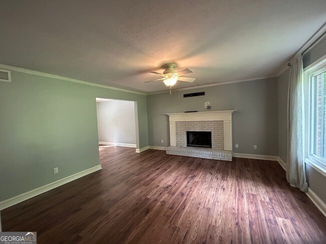 Building Photo - 102 Shawville Ln