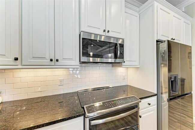 Building Photo - 367 Compass Point Dr