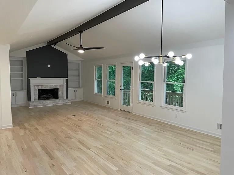 Building Photo - 160 Boxelder Ln