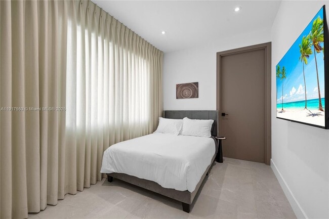 Building Photo - 1881 NE 196th Terrace