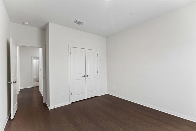 Building Photo - 5208 Watusi Bend