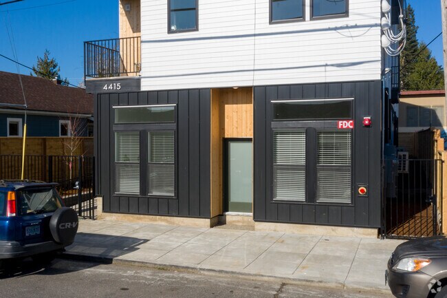 Building Photo - 61st Avenue Apartments