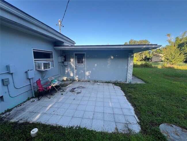 Building Photo - 23476 Harper Ave