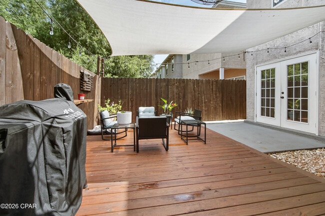 Building Photo - 2428 Causeway Manor Ct