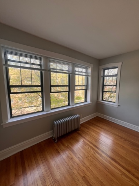 Building Photo - 3222 N Karlov Ave