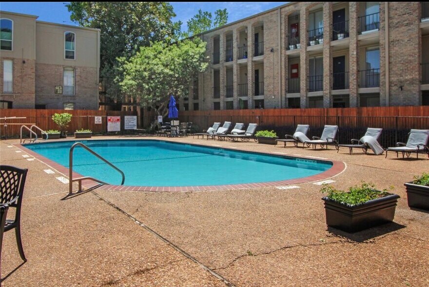 Building Photo - 4631 Wild Indigo St