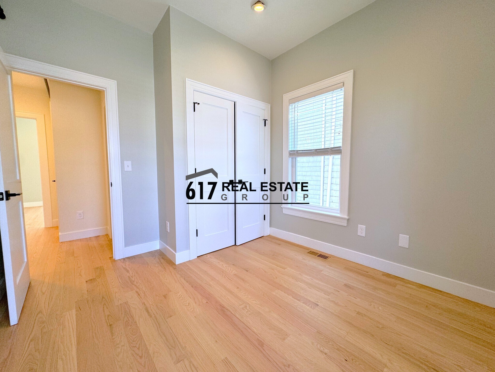 Building Photo - 58 Springfield St