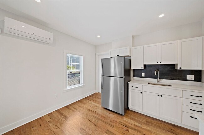 Building Photo - 57 Orchardfield St