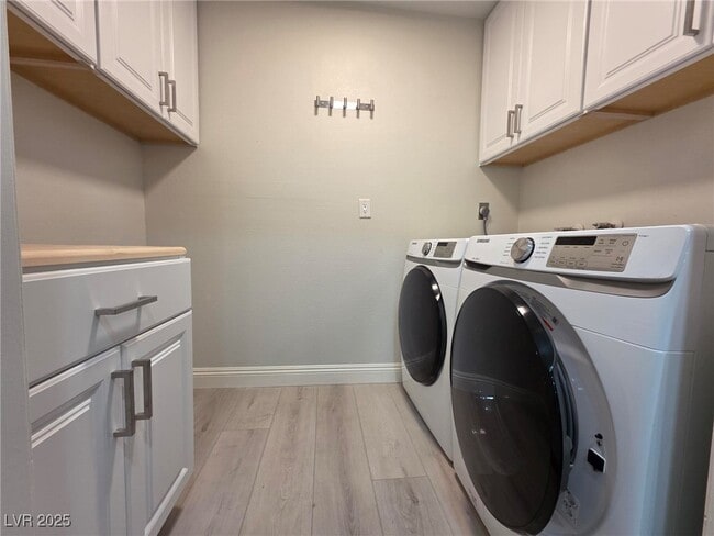 Building Photo - 2200 S Fort Apache Rd