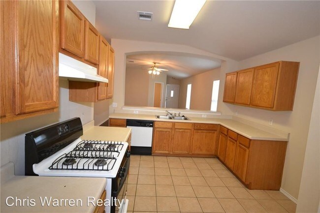 Building Photo - 504 Lafayette Square Dr