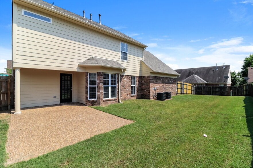 Building Photo - 2793 Oak Barn Ln
