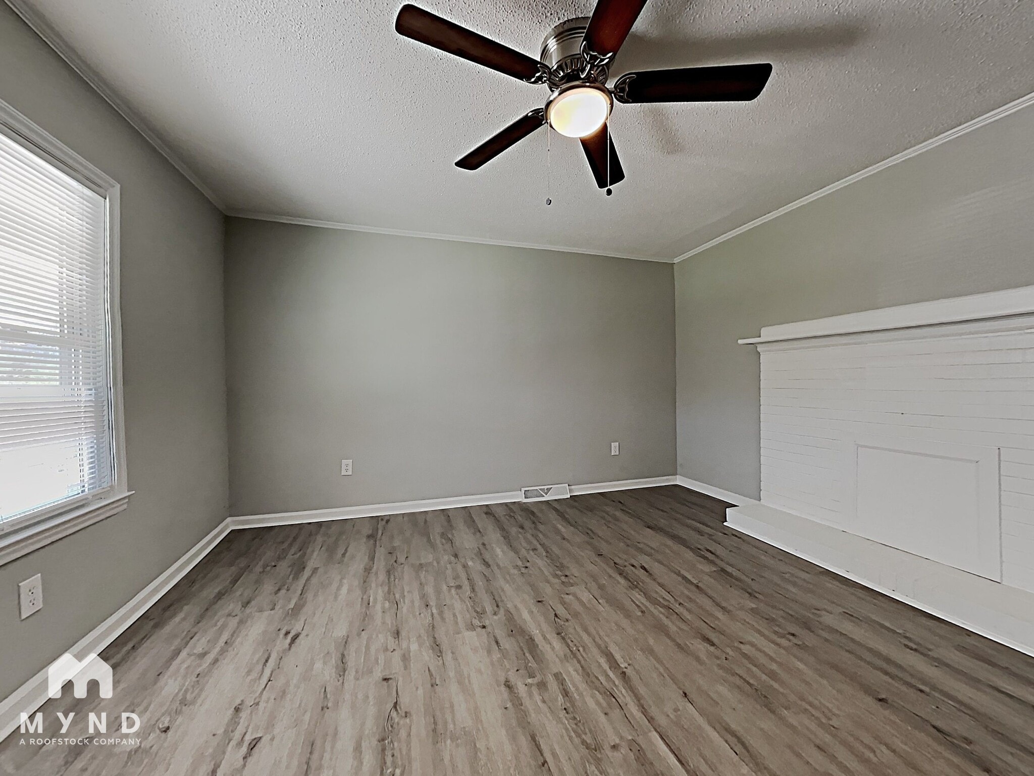 Building Photo - 1112 Pine St