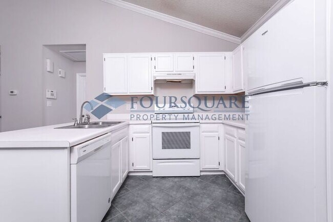 Building Photo - Default