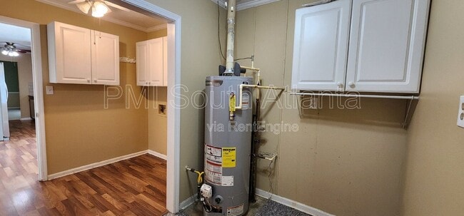 Building Photo - 200 Eli Run