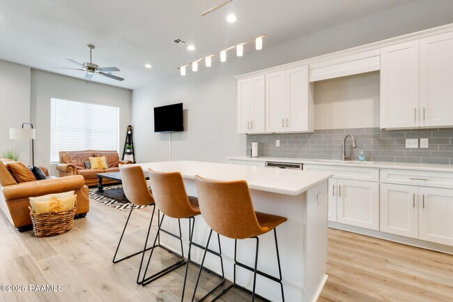 Building Photo - 114 Gadwall Dr