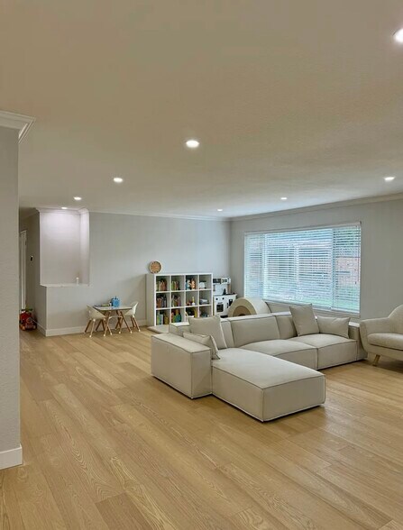 Building Photo - 1648 Trona Way