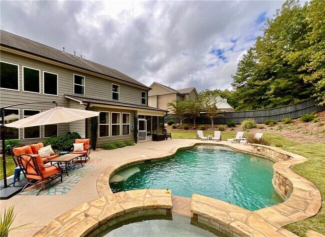 Building Photo - 5452 Oak Crest Ln