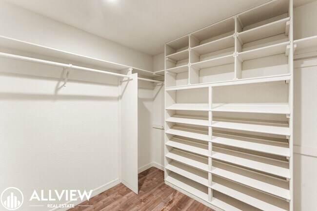 Building Photo - 15182 Chalon Cir