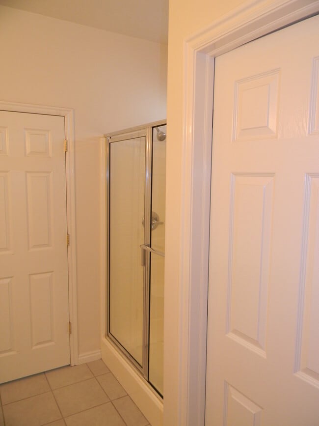 Building Photo - 15135 Auburn Ridge Ln