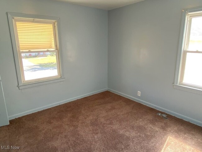 Building Photo - 21417 Gardenview Dr