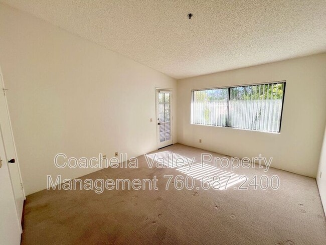 Building Photo - 68109 Lakeland Dr