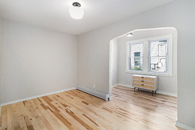 Building Photo - Beautiful Single Family Home Available Now!