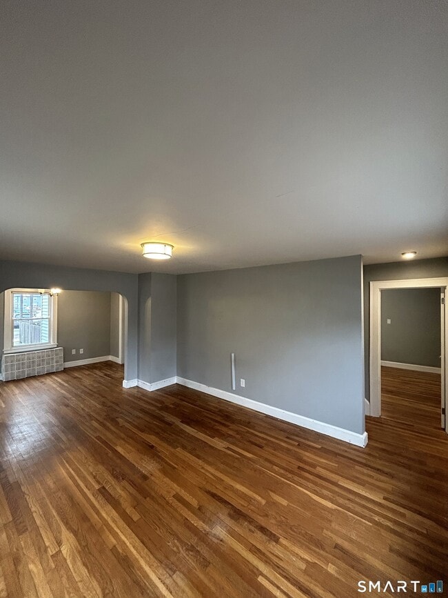 Building Photo - 62 W Elderkin Ave