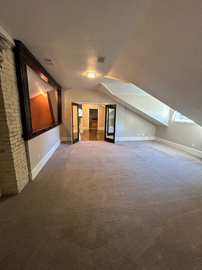 Building Photo - "Charming 4-Bedroom Retreat with Granite Finishes, Cozy Fireplace & Expansive 4399 Sq Ft Layout i...